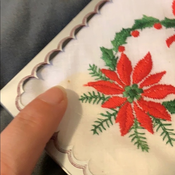 SALE 3/$15 Vintage Christmas Handkerchief - Picture 3 of 3